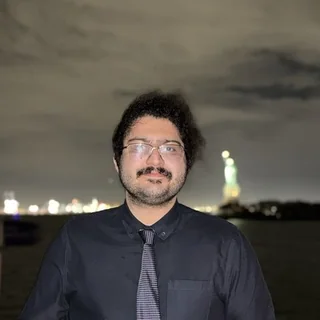 Portrait of Kasra Fallah